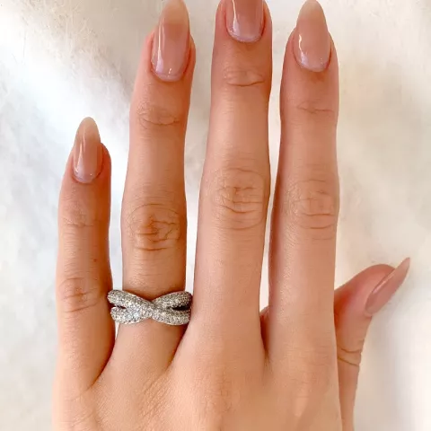 Kæmpe hvid zirkon ring i rhodineret sølv