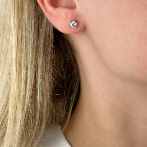 5 mm zirkon ørestikker i sølv