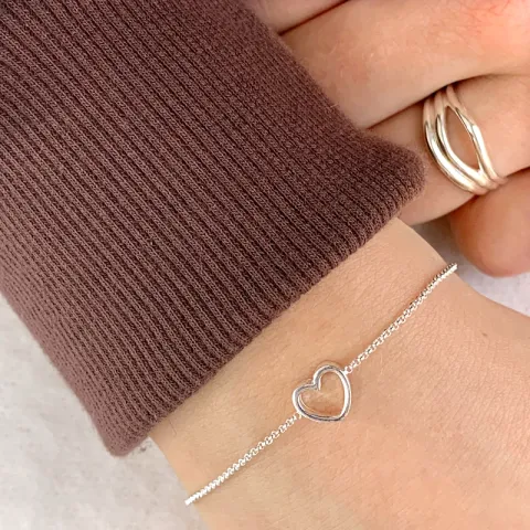hjerte armbånd i sølv med vedhæng i sølv