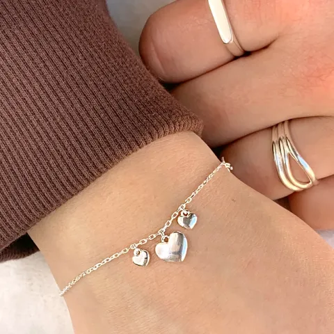 hjerte armbånd i sølv med vedhæng i sølv