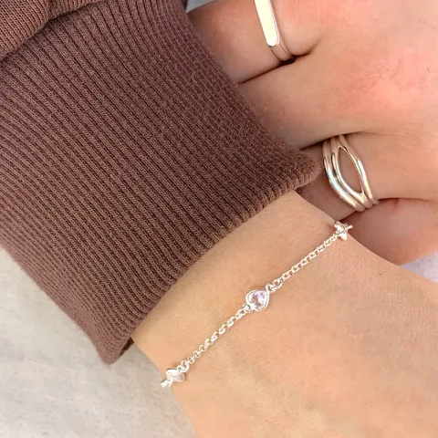 børnearmbånd i sølv med vedhæng i sølv