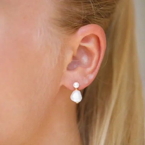 8 - 9 mm perle øreringe i forgyldt sølv