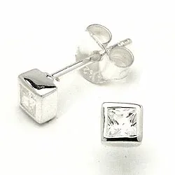 Firkantet 5 x 5 mm ørestikker i sølv