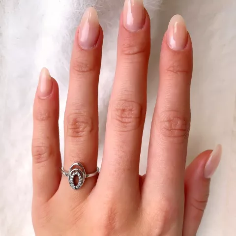 oval zirkon ring i sølv