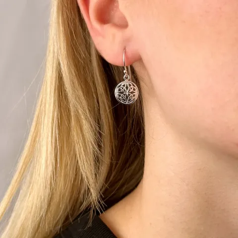 lange øreringe i oxideret sterlingsølv