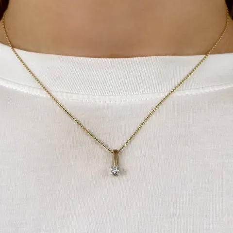 diamant solitairevedhæng i 14 karat guld.- og hvidguld 0,20 ct