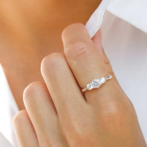 zirkon ring i sølv