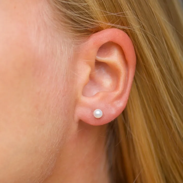 4,5-5 mm perle ørestikker i sølv