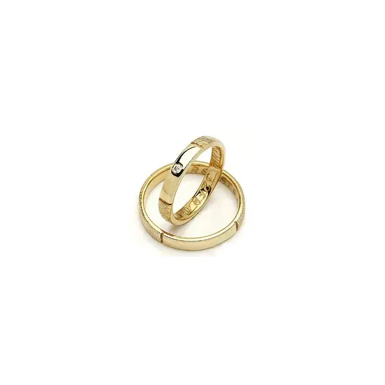 Vielsesringe fra randers sølv i 8 karat guld 0,02 ct