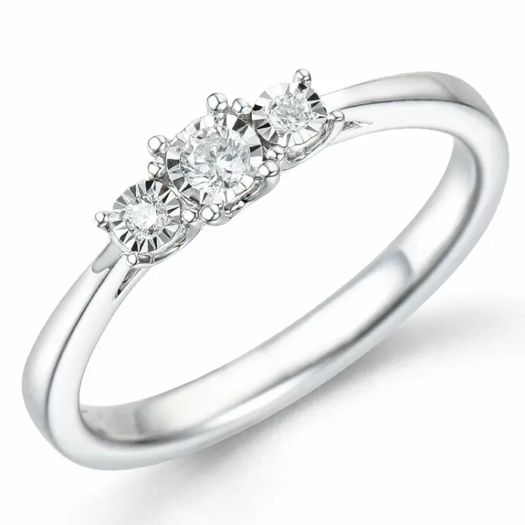 Kollektionsprøve diamant ring i 14 karat hvidguld 0,06  ct 0,03 ct