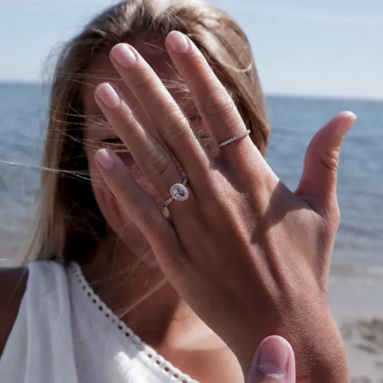 morganit diamantring i 14 karat guld 1,28 ct 0,32 ct