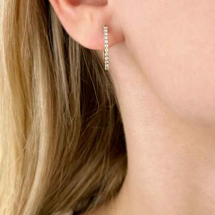 12 mm creoler i 14 karat guld med diamant