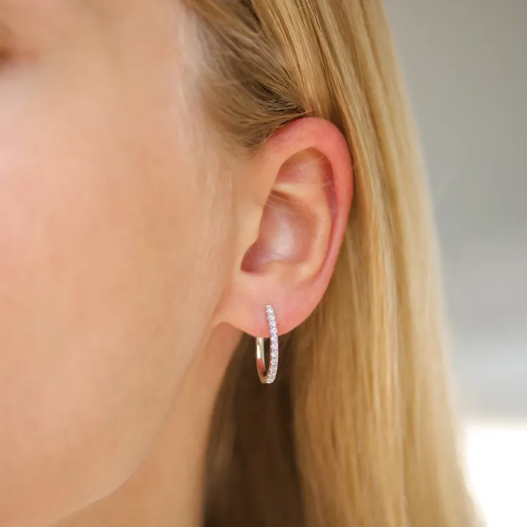 12 mm creoler i 14 karat hvidguld med diamant 
