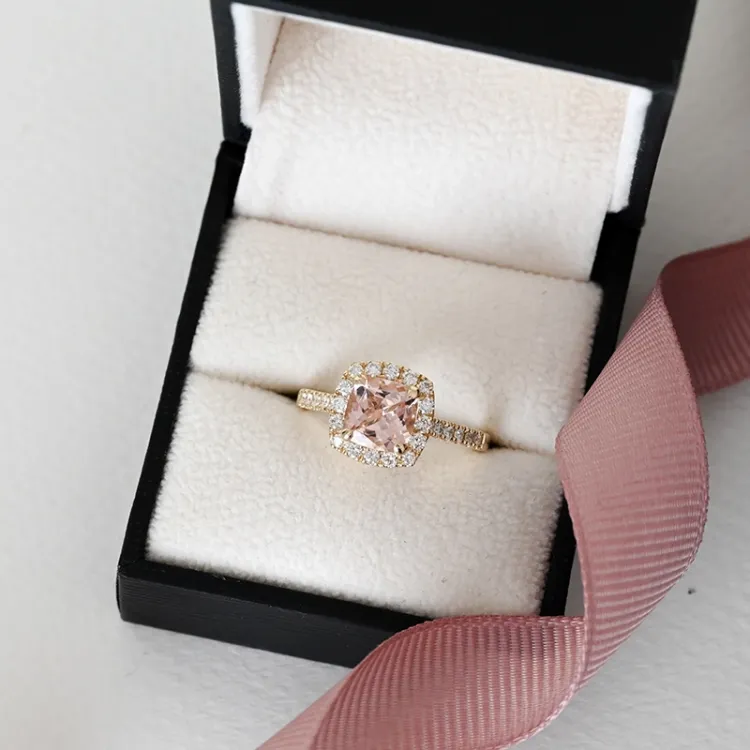 morganit diamantring i 14 karat guld 1,25 ct 0,44 ct