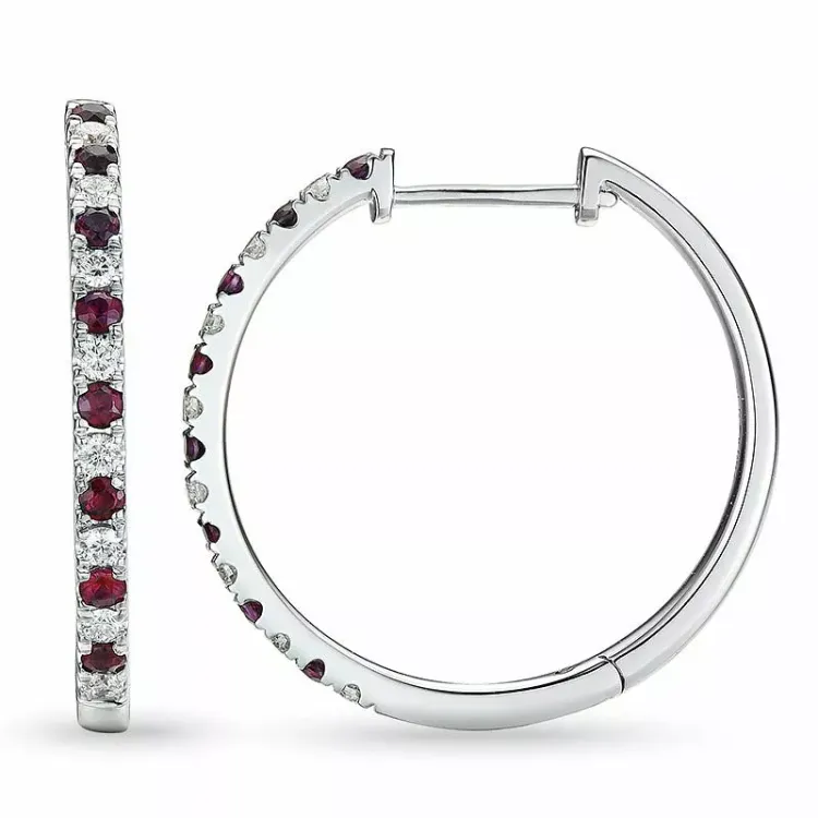 21 mm rubin creoler i 14 karat hvidguld med rubin og diamant