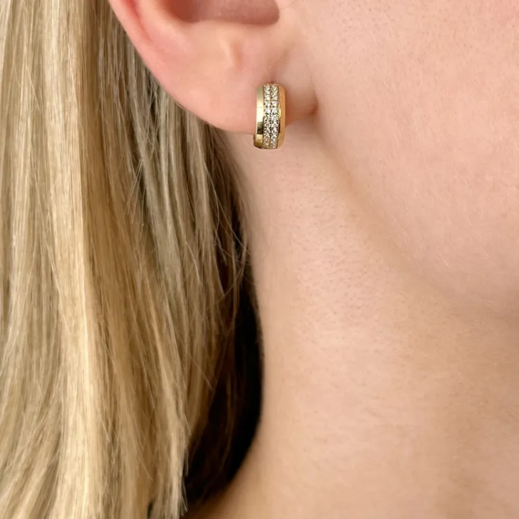 11 mm diamant creoler i 14 karat guld med diamant 