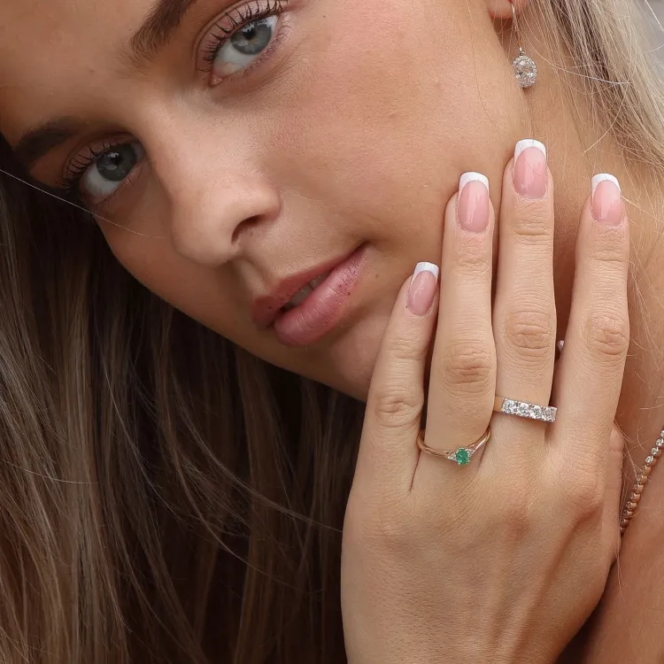 smaragd diamantring i 14 karat guld 0,25 ct 0,03 ct