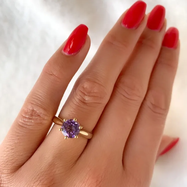ametyst solitairering i 14 karat guld 1,34 ct