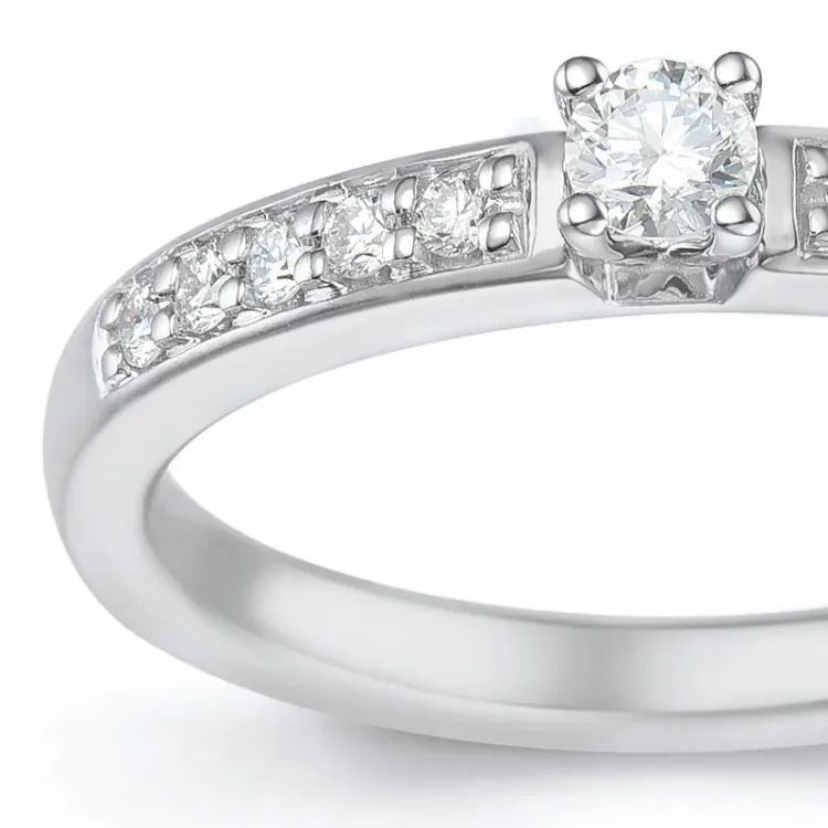 diamant ring i 14 karat hvidguld 0,20 ct