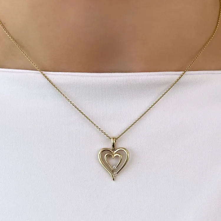 hjerte diamant vedhæng i 14 karat guld 0,044 ct