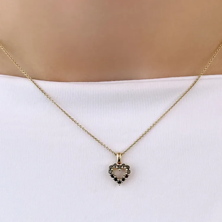 hjerte sort diamant vedhæng i 14 karat guld 0,264 ct
