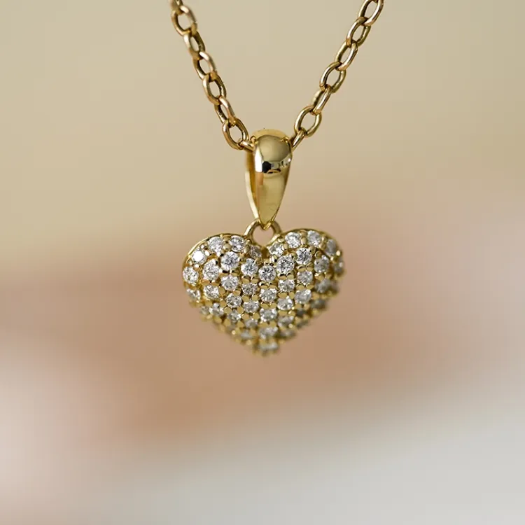 hjerte diamant vedhæng i 14 karat guld 0,288 ct