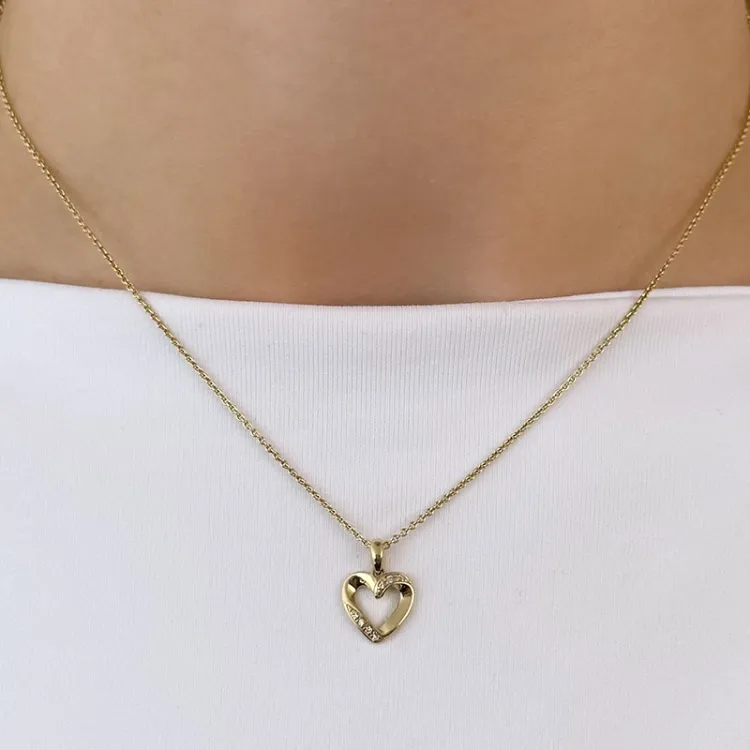 hjerte diamant vedhæng i 14 karat guld 0,03 ct