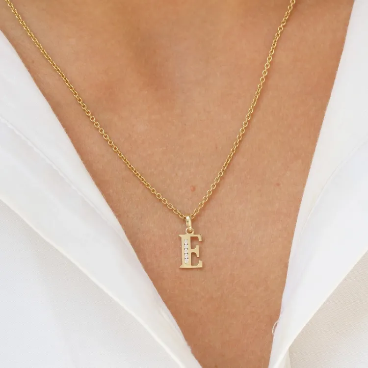 bogstav E zirkon vedhæng i 9 karat guld - My Letter
