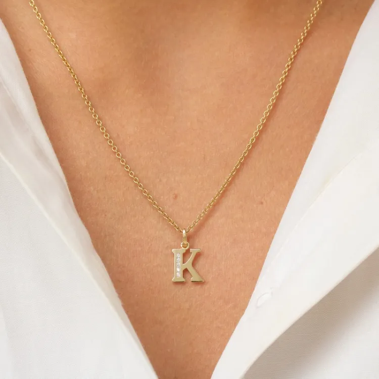 bogstav K zirkon vedhæng i 9 karat guld - My Letter