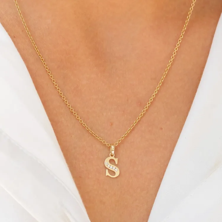 bogstav S zirkon vedhæng i 9 karat guld - My Letter