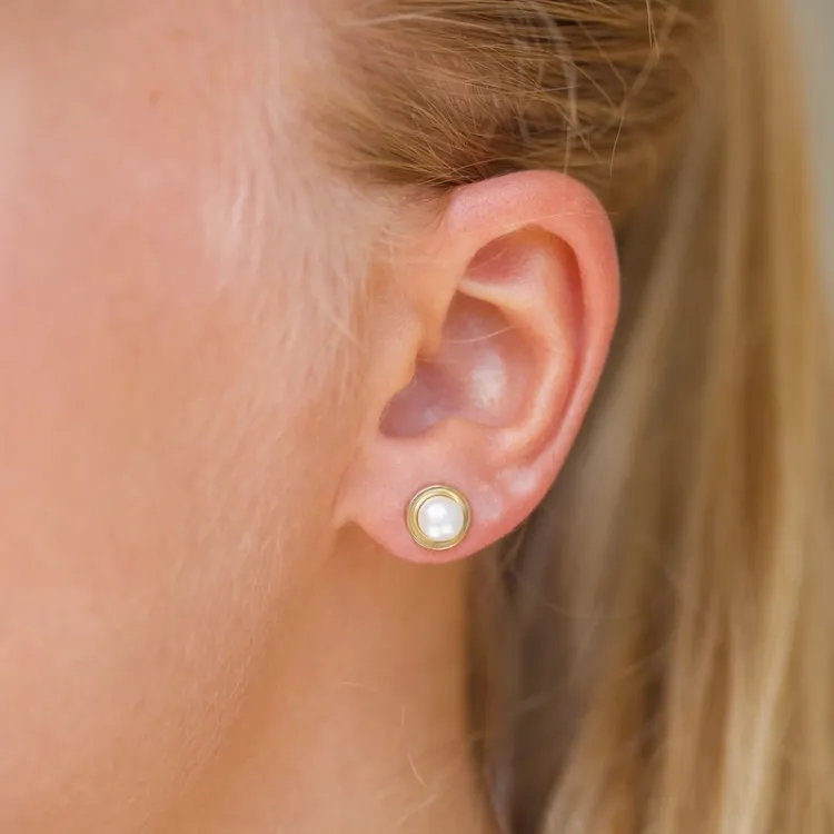 8 mm perleøreringe i 9 karat guld med  - Gold Collection
