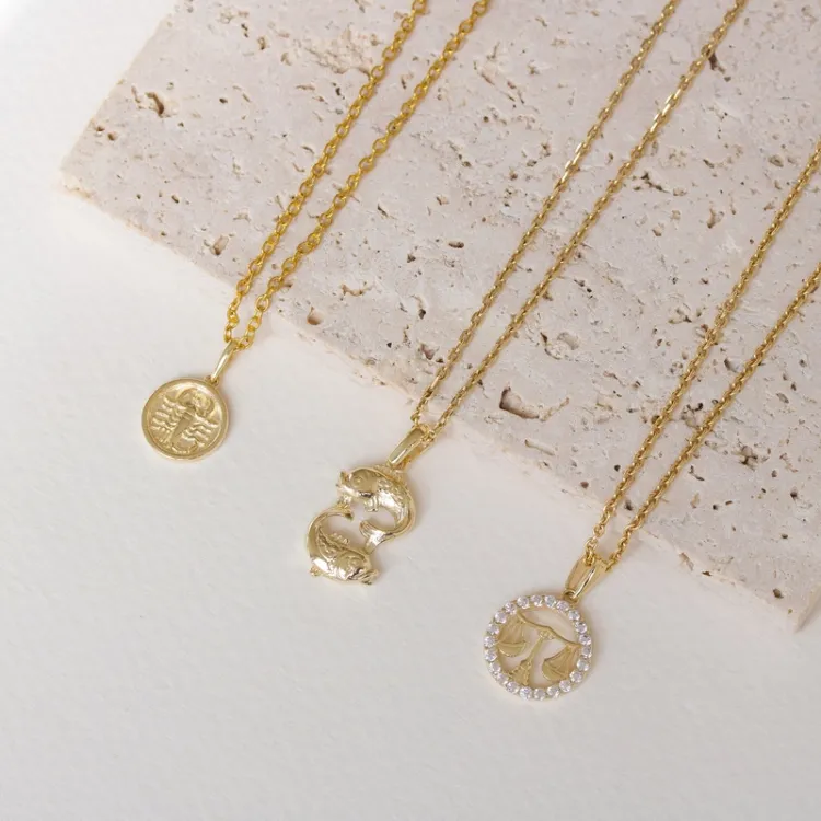 stjernetegn skorpionen vedhæng i 9 karat guld - Gold Collection