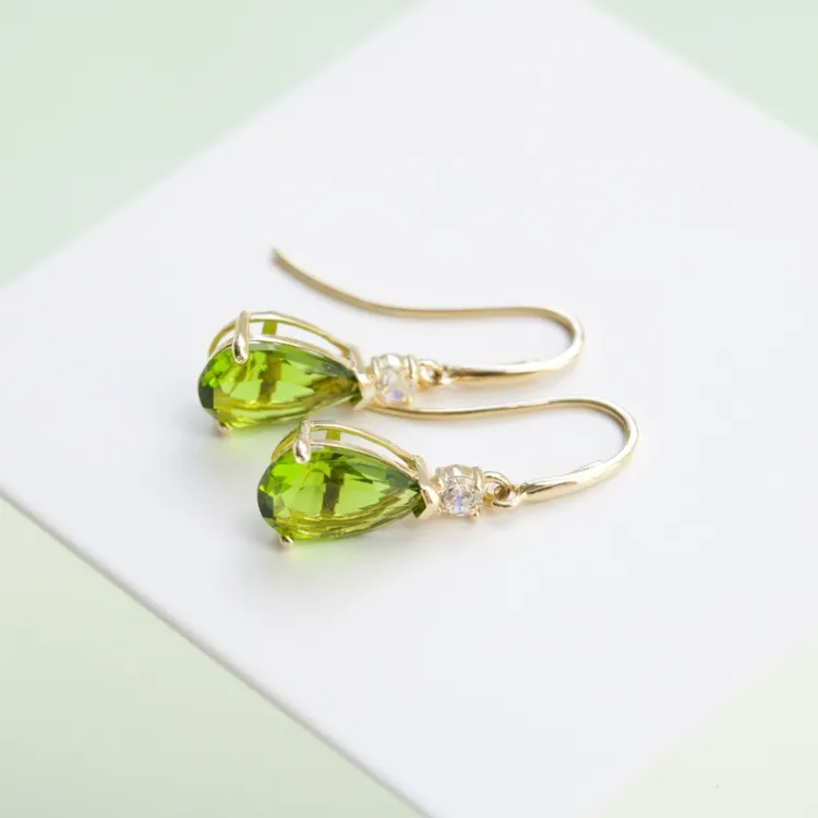 dråbe øreringe i 9 karat guld med zirkon og zirkon - Gold Collection