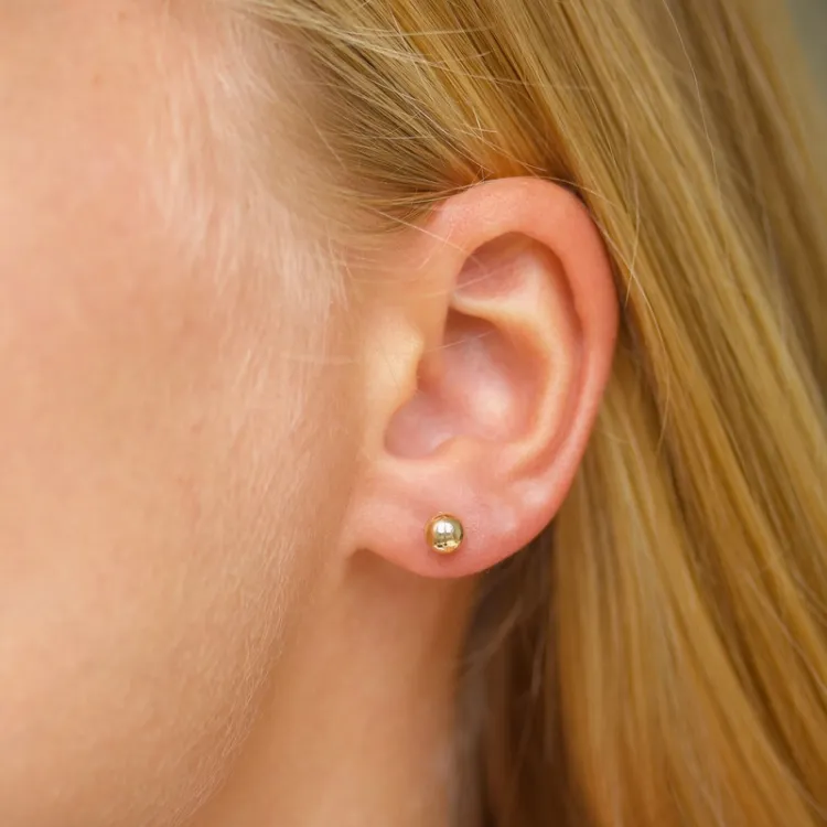 5 mm kugle ørestikker i 14 karat guld - Gold Collection