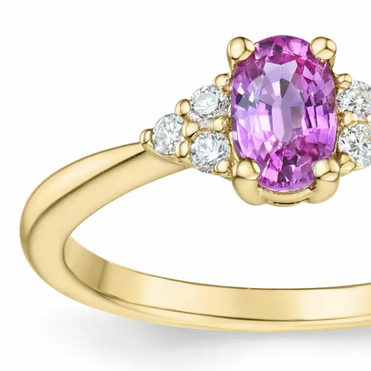 pink safir diamantring i 14 karat guld 0,65 ct 0,102 ct