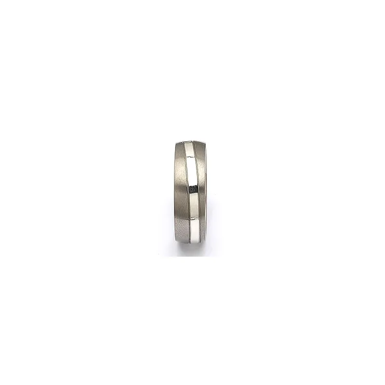 vielsesring i titanium og sølv