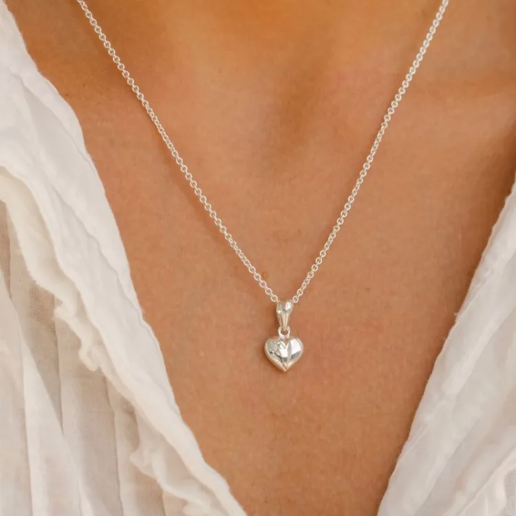 9 x 11 mm hjerte vedhæng i sølv - Amoré