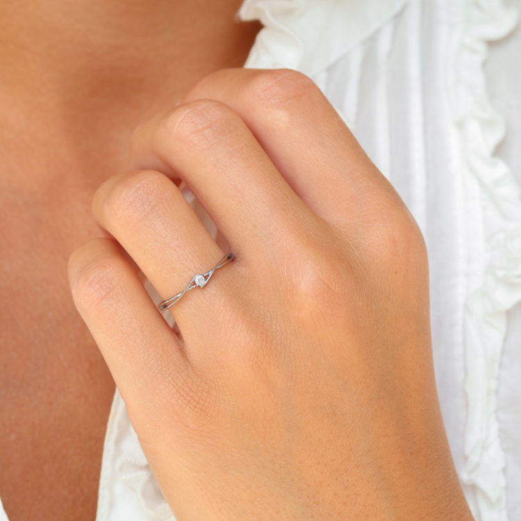 lab grown diamant ring i rhodineret sølv