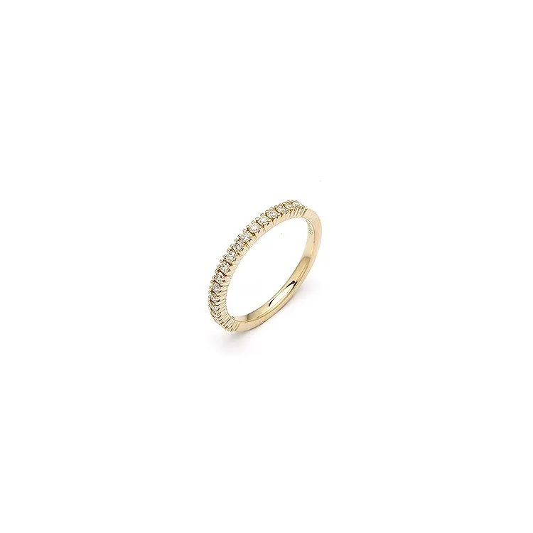 Smal diamantring i 14 karat guld 0,27 ct