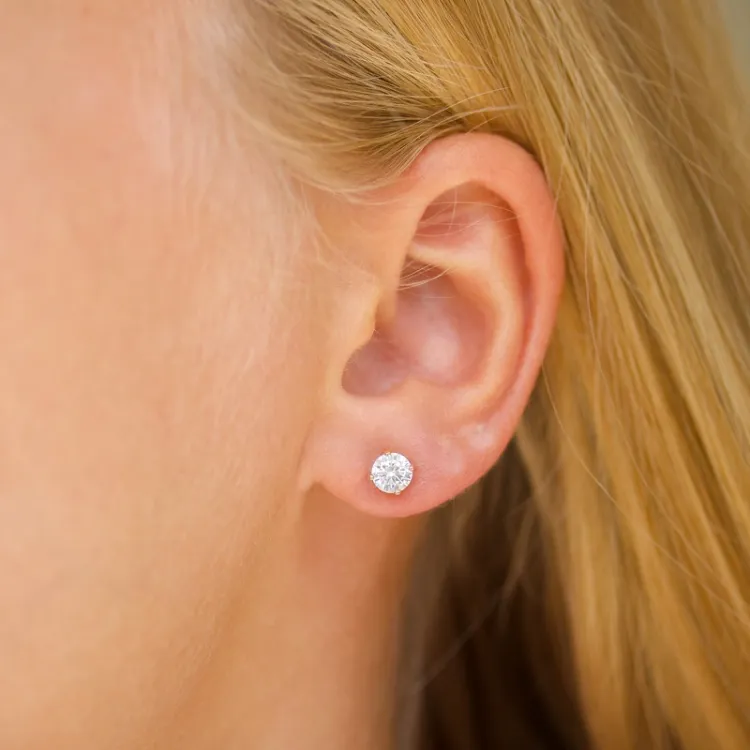5 mm zirkon ørestikker i 9 karat guld med zirkon - Gold Collection