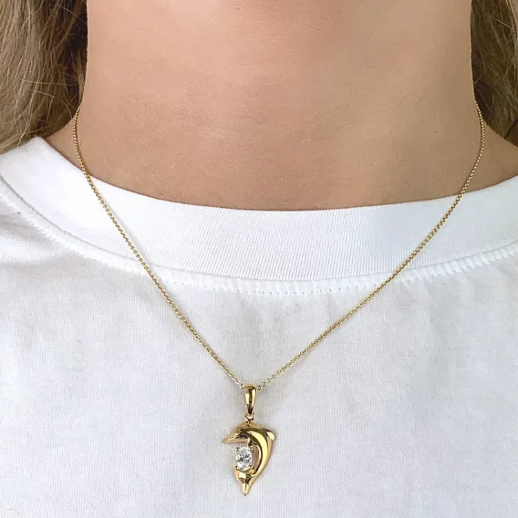 Delfin vedhæng i 9 karat guld