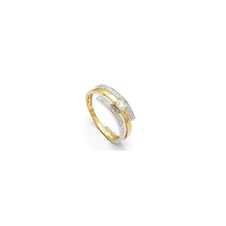 Ring i 9 karat guld med 9 karat hvidguld