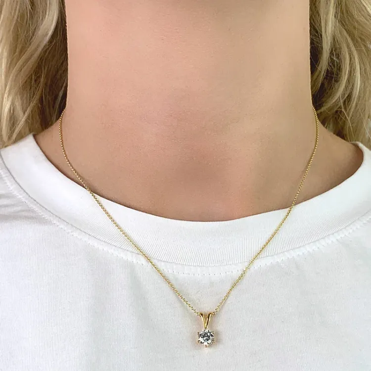 rundt vedhæng i 9 karat guld - Gold Collection