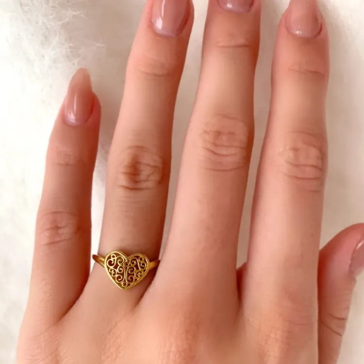hjerte ring i 9 karat guld - Gold Collection