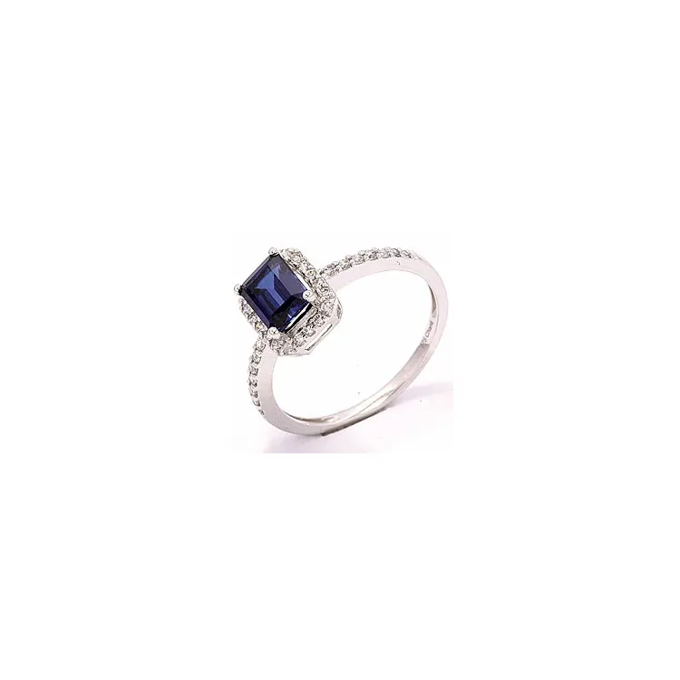 ring i 8 karat hvidguld