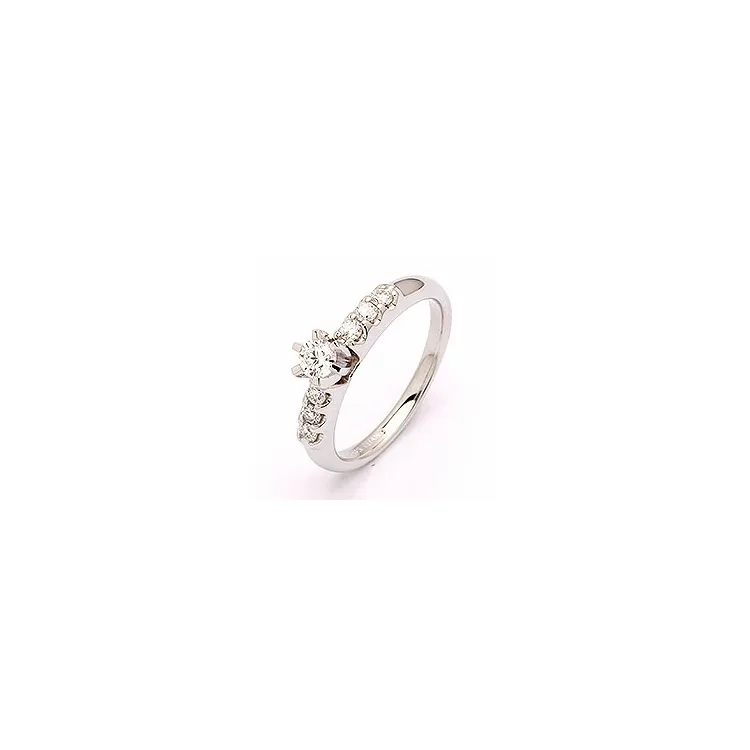 diamant ring i 14 karat hvidguld 0,53 ct