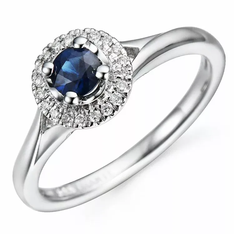 oval diamantring i 14 karat hvidguld 0,08 ct 0,38 ct