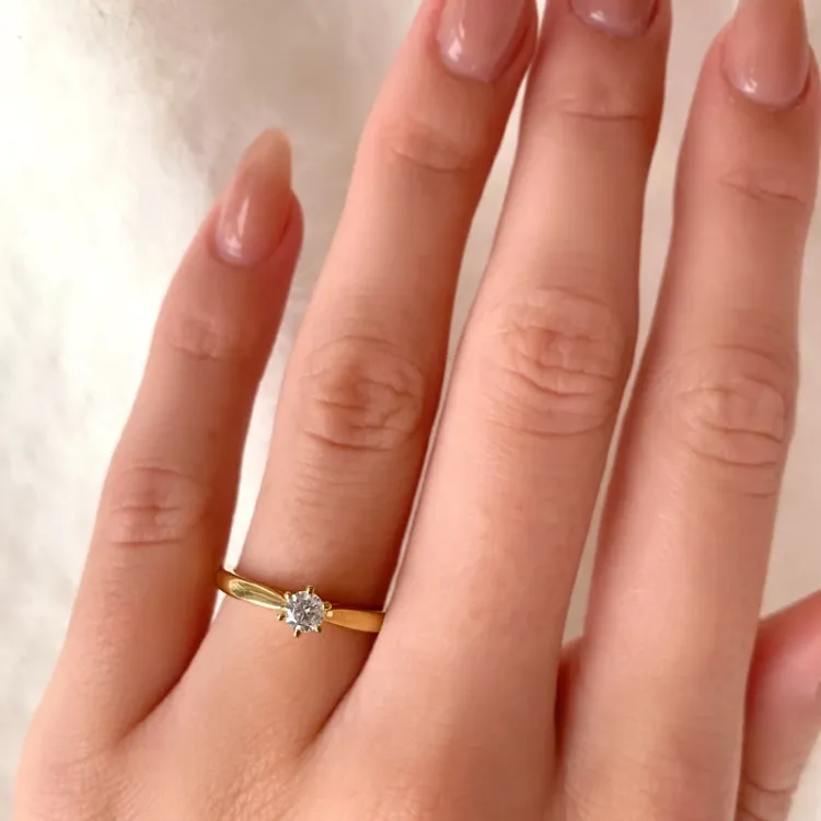 solitairering i 9 karat guld - Gold Collection