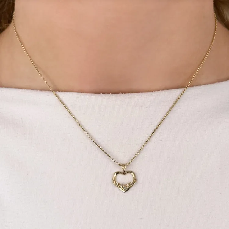 hjerte diamant vedhæng i 14 karat guld 0,03 ct