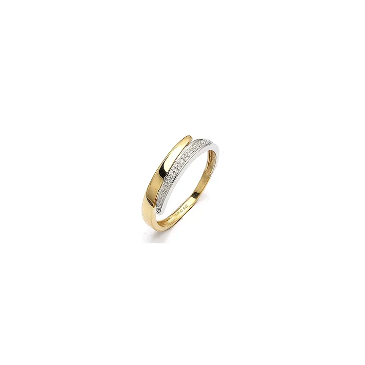 ring i 9 karat guld med 9 karat hvidguld